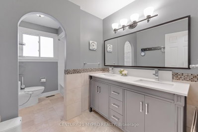 1242 Richards Oakville,ON L6H 1R3 — Photo 28