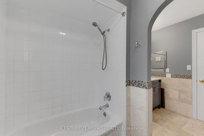 1242 Richards Oakville,ON L6H 1R3 — Photo 29