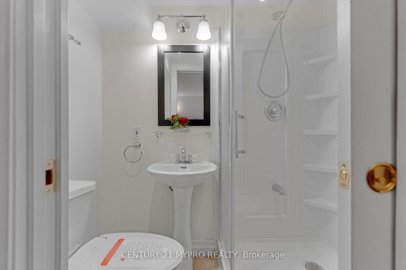 1242 Richards Oakville,ON L6H 1R3 — Photo 32