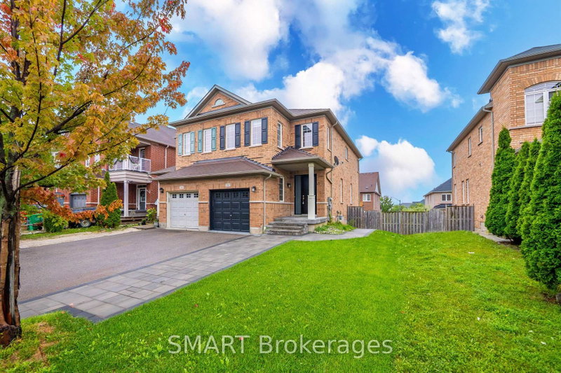 3367 Stoney Crescent