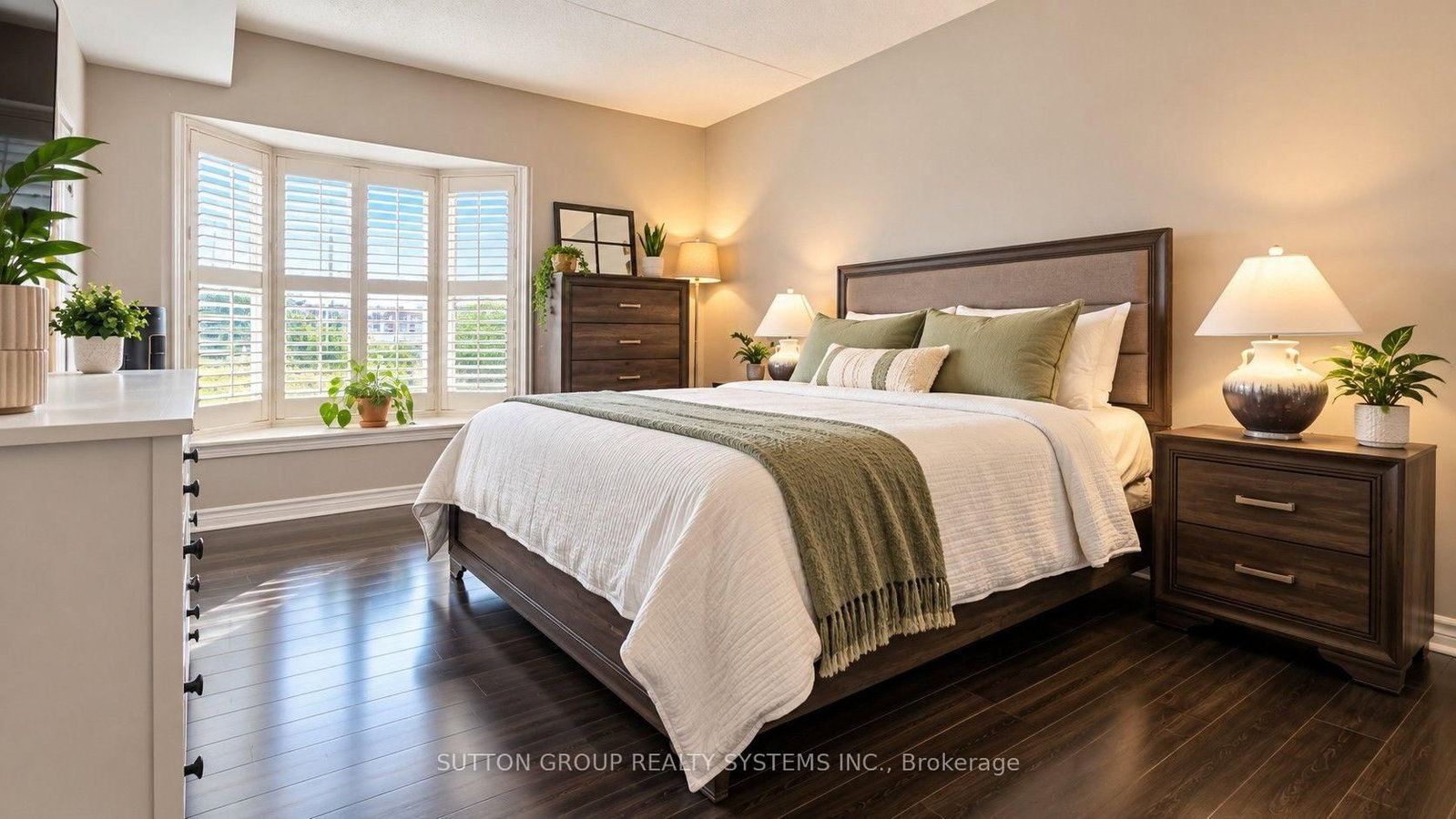 4005 Kilmer Drive • #301 • Burlington, ON photo 16