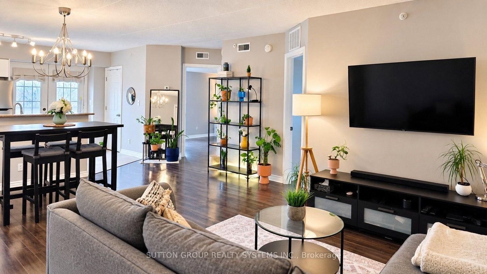 4005 Kilmer Drive • #301 • Burlington, ON photo 2