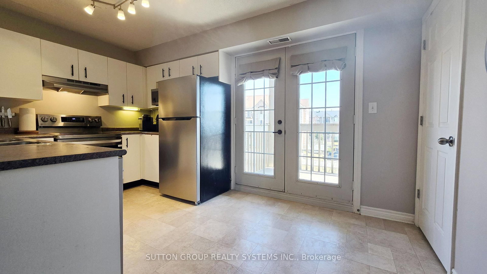 4005 Kilmer Drive • #301 • Burlington, ON photo 25