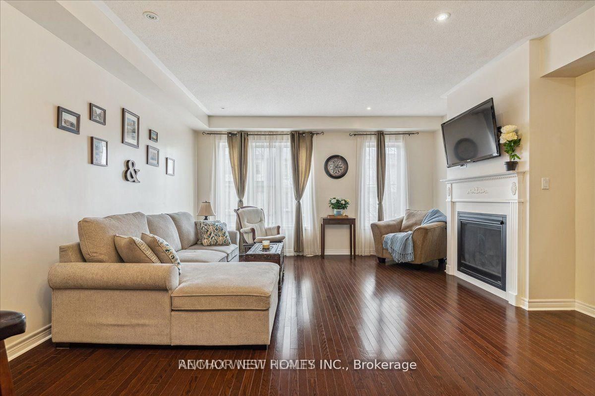 3 - 6 Cedar Lake Crescent, Brampton 2
