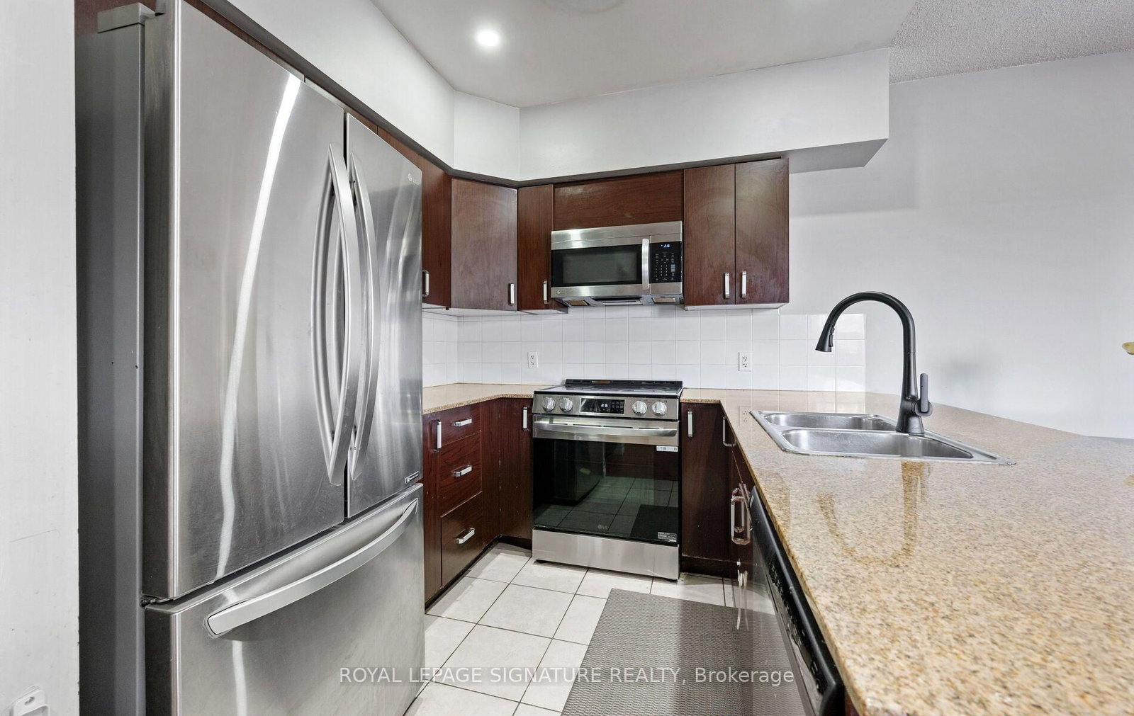 7405 Goreway Drive • #104 • Mississauga, ON photo 9