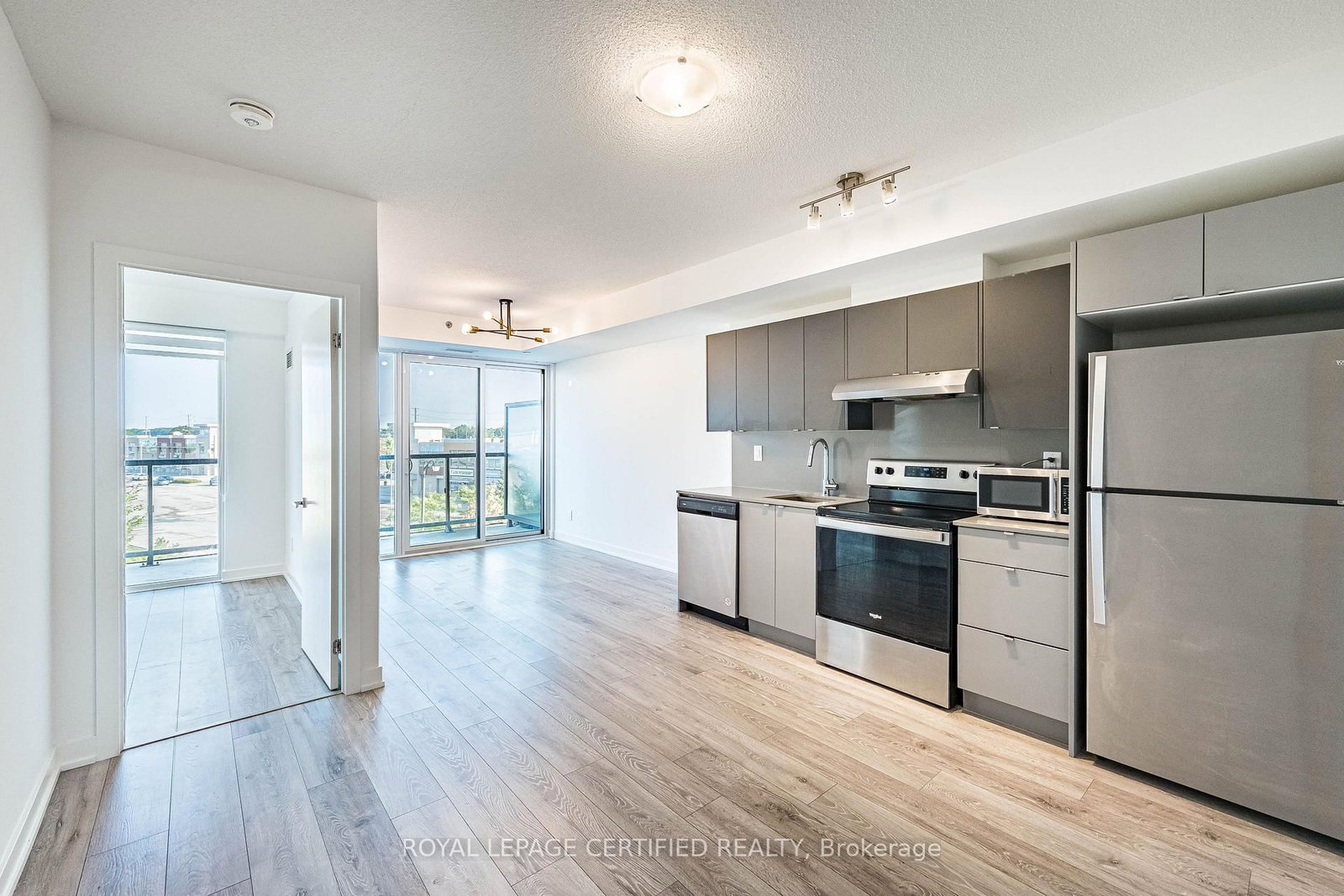 3210 Dakota Common • #A410 • Burlington, ON photo 13