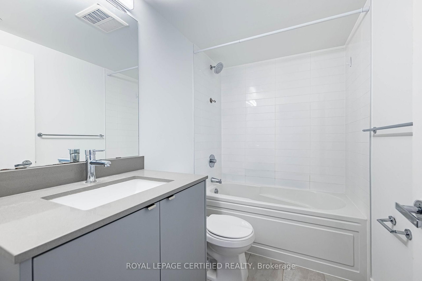 3210 Dakota Common • #A410 • Burlington, ON photo 24