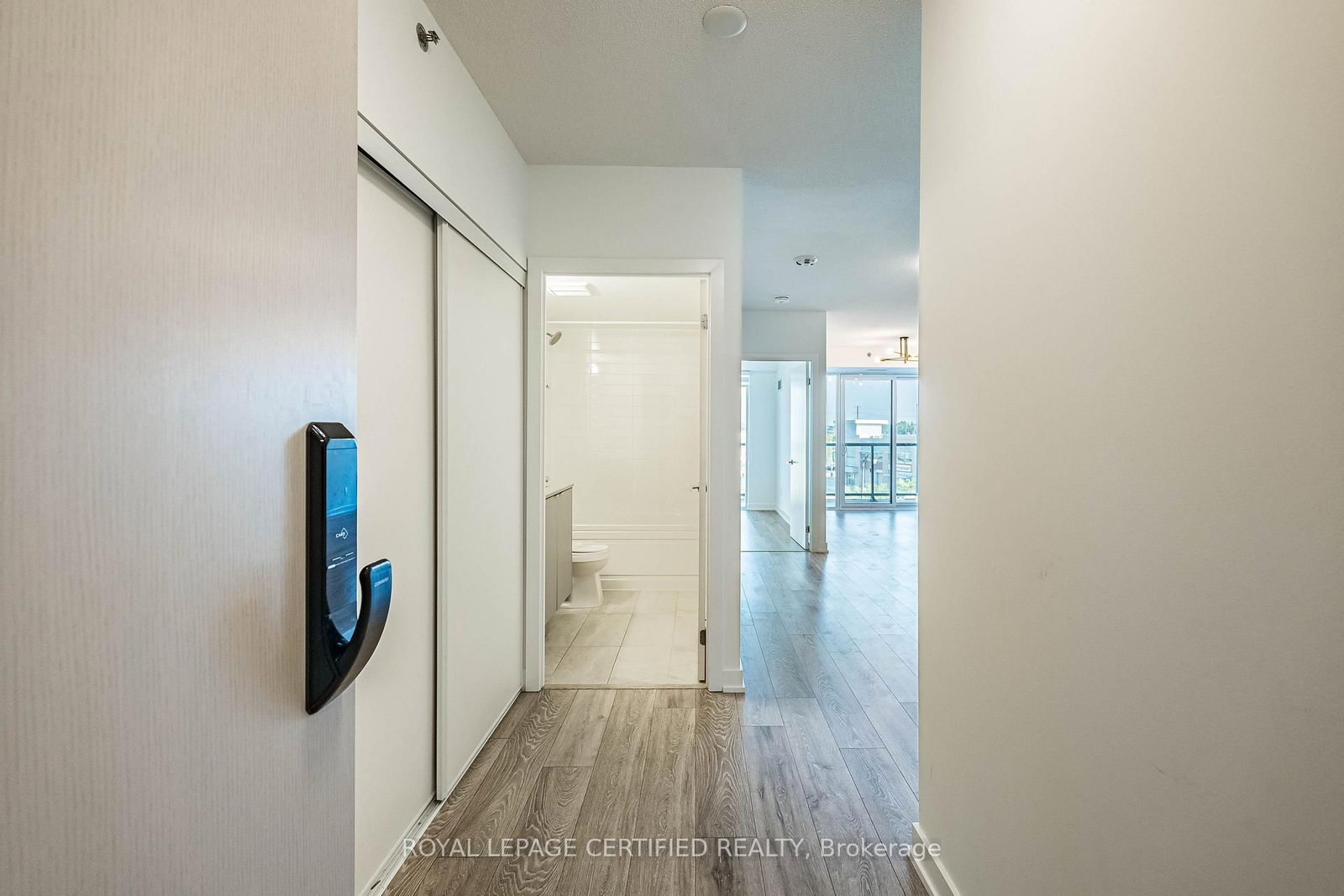 3210 Dakota Common • #A410 • Burlington, ON photo 9
