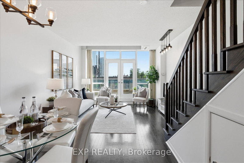 221 - 3391 Bloor Street W