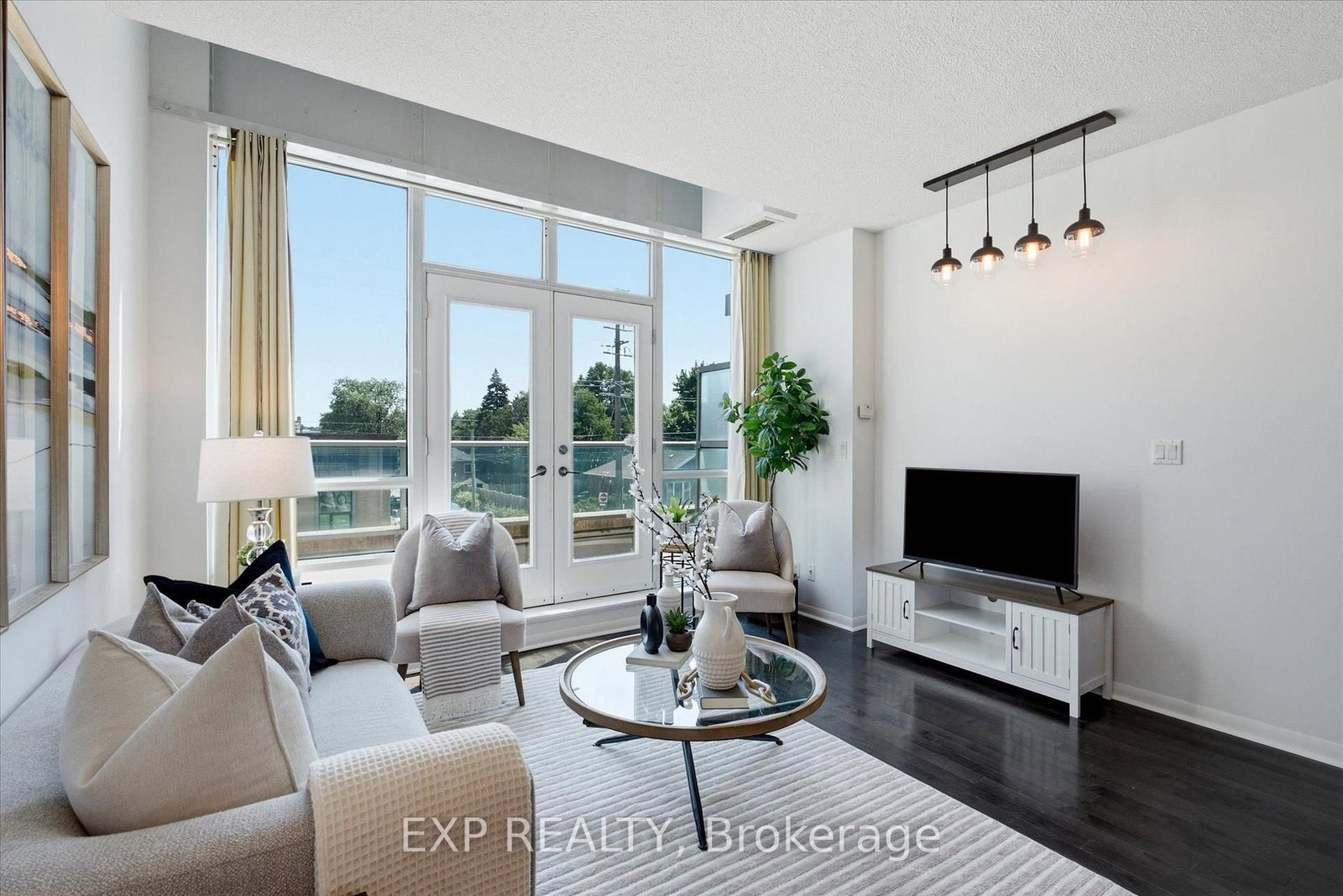 3391 Bloor Street W • #221 • Toronto, ON photo 10