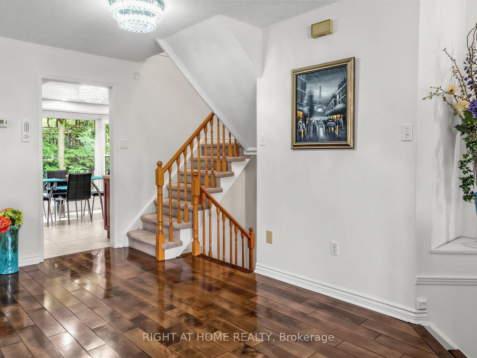 25 Tamarack Circle • #25 • Toronto, ON photo 15