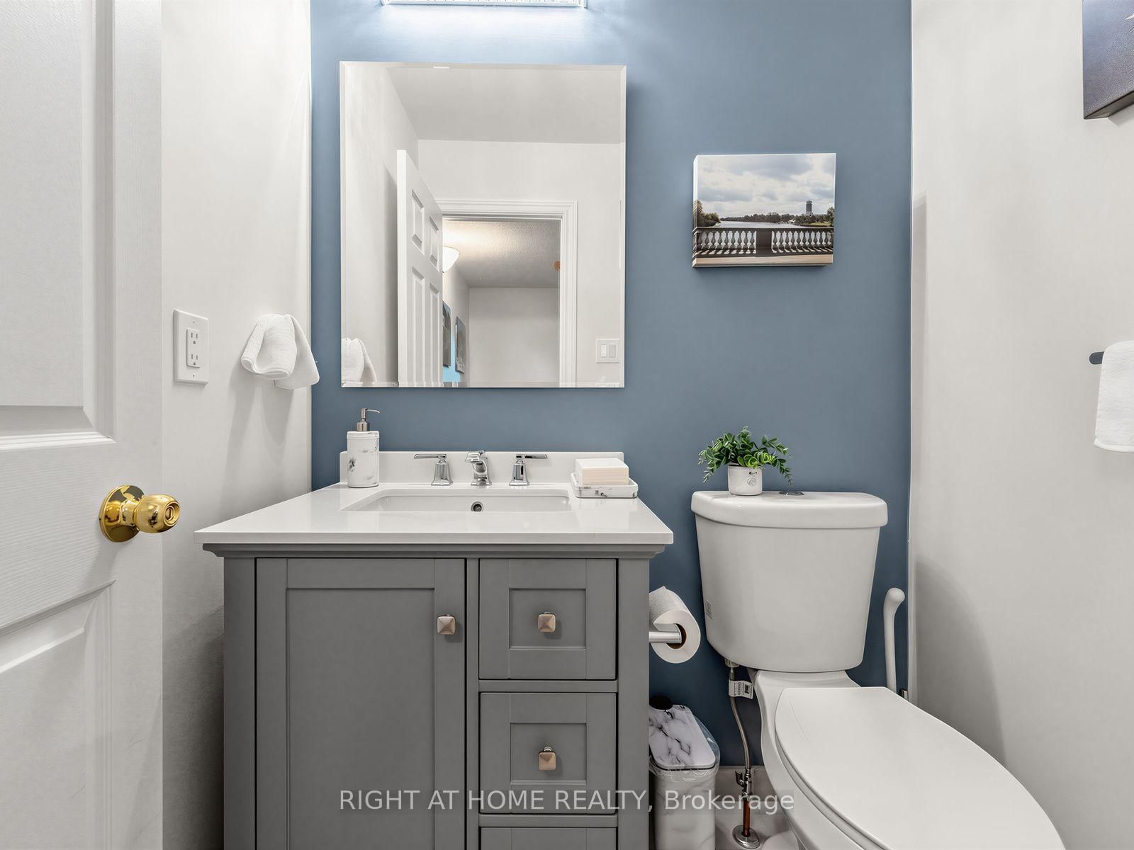 25 Tamarack Circle • #25 • Toronto, ON photo 16
