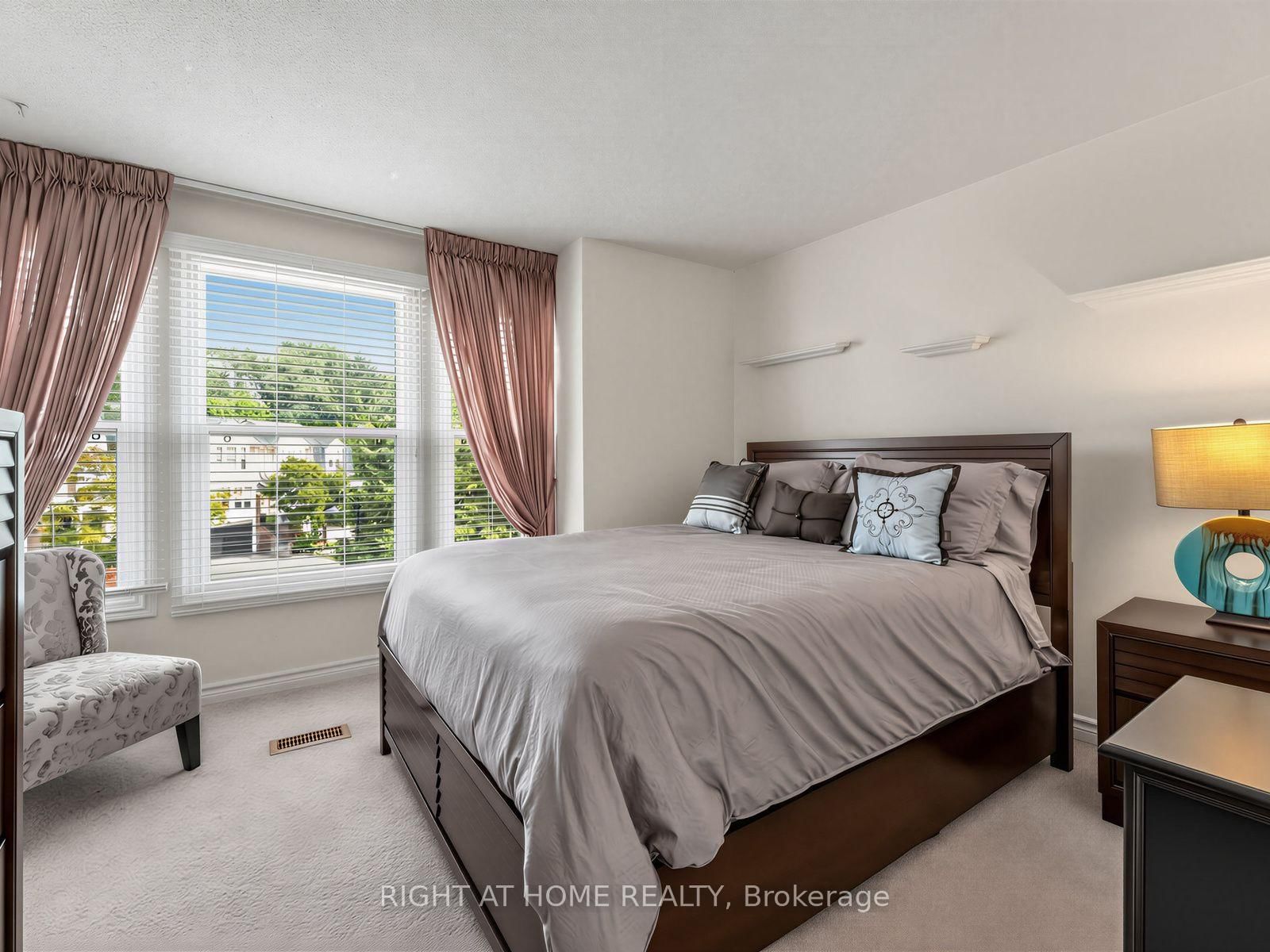 25 Tamarack Circle • #25 • Toronto, ON photo 20