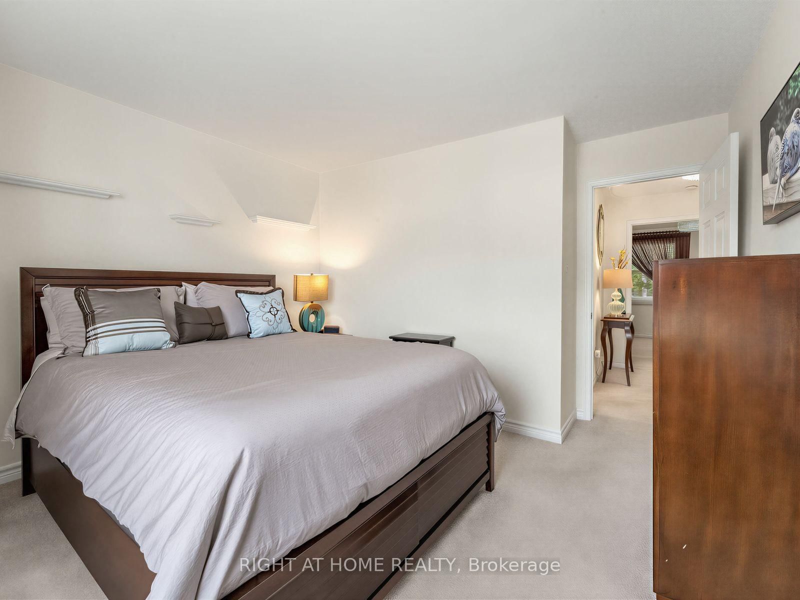 25 Tamarack Circle • #25 • Toronto, ON photo 22