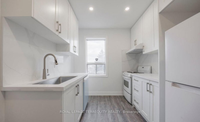 Upper - 185 Laughton Avenue