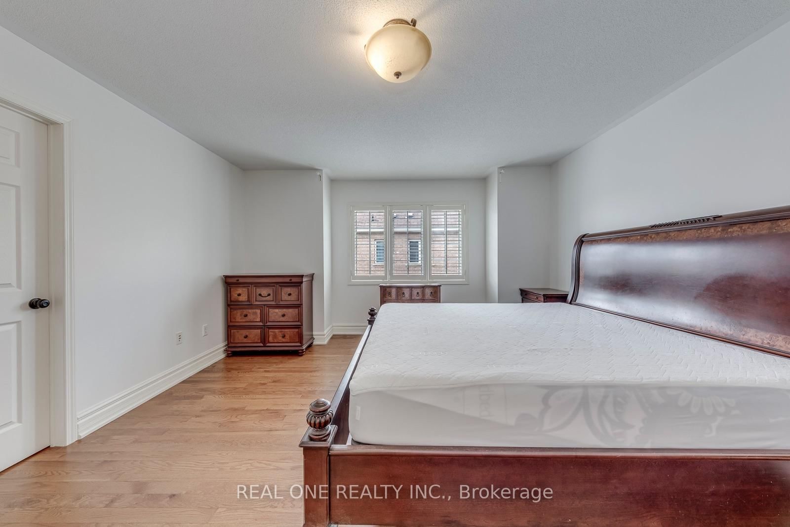 4201 Prudham Avenue • Burlington, ON photo 21