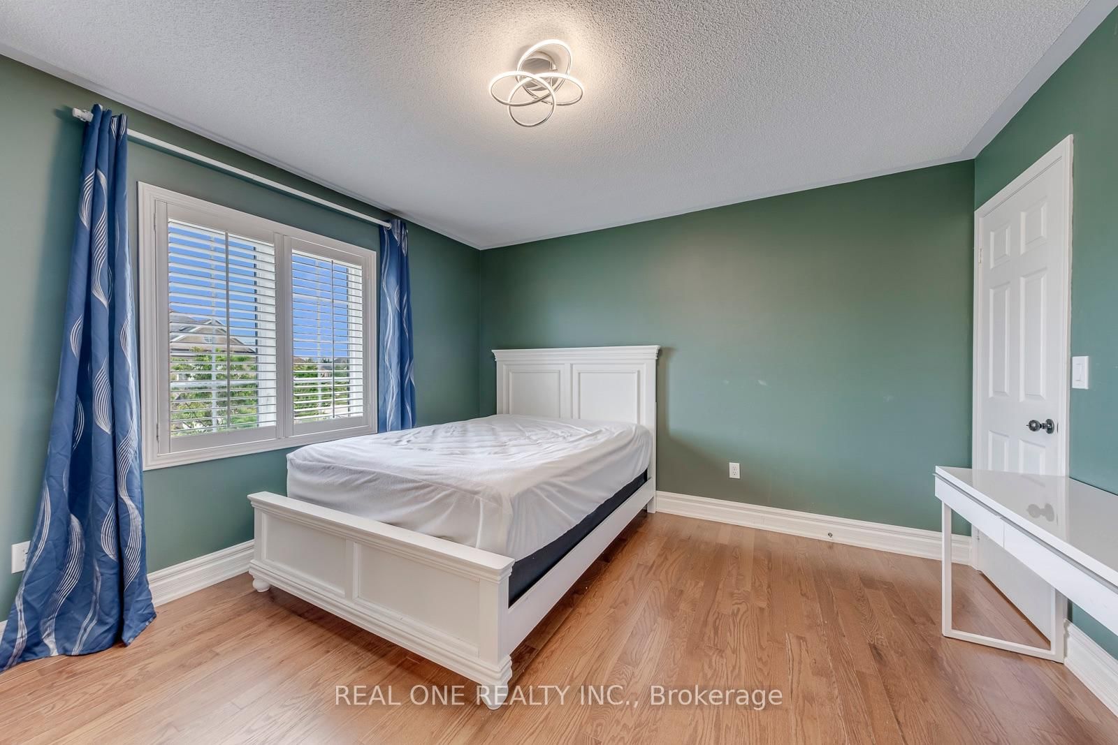 4201 Prudham Avenue • Burlington, ON photo 31