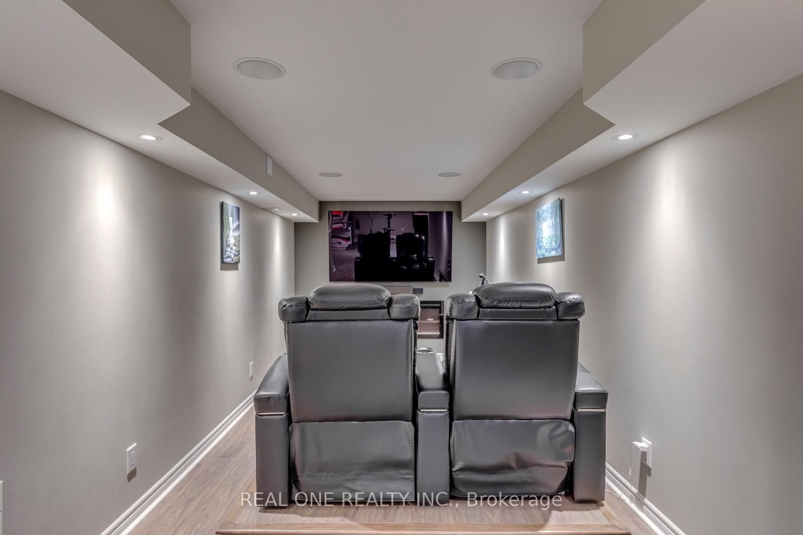 4201 Prudham Avenue • Burlington, ON photo 39