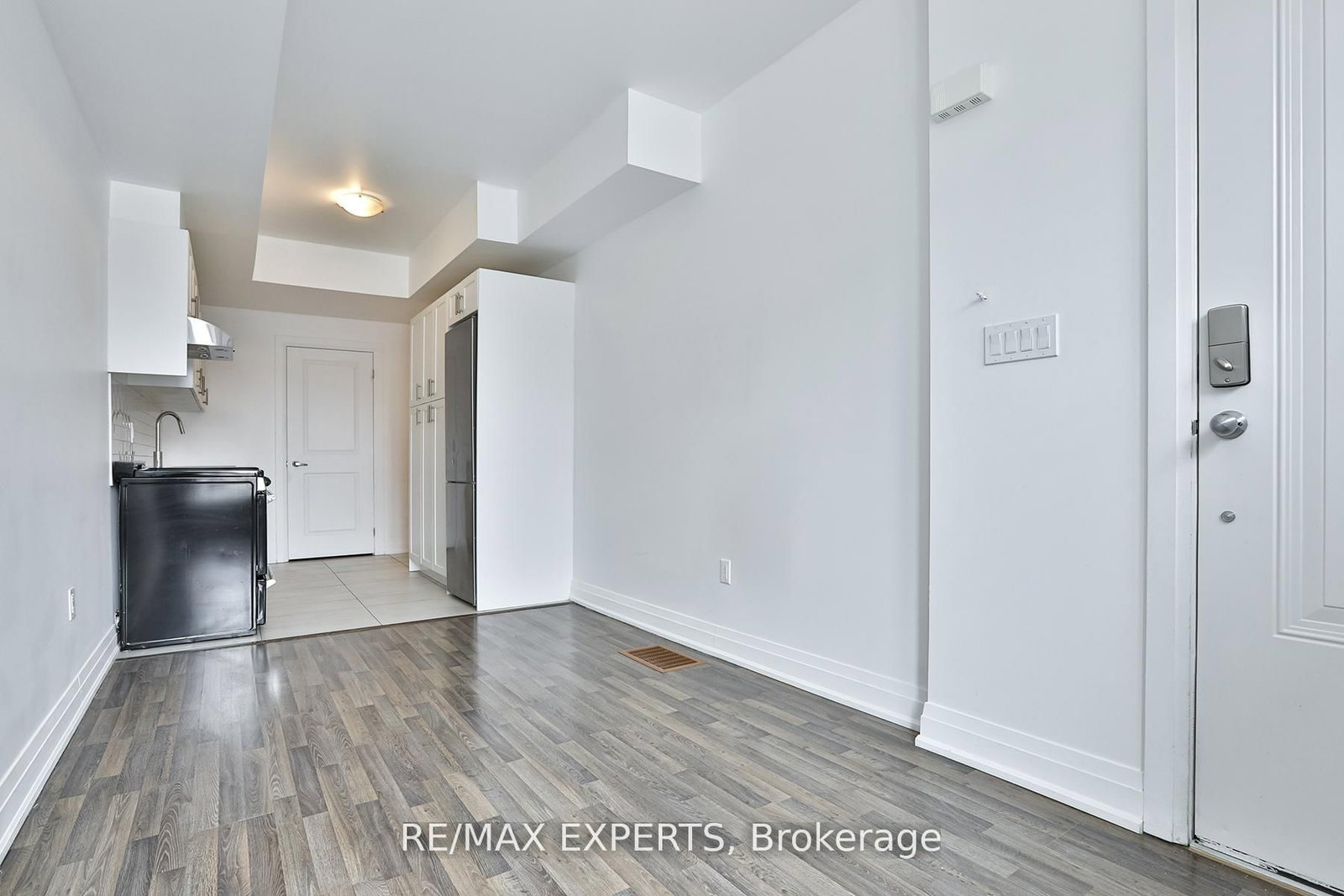 57 Creekbank Road • Toronto, ON photo 22
