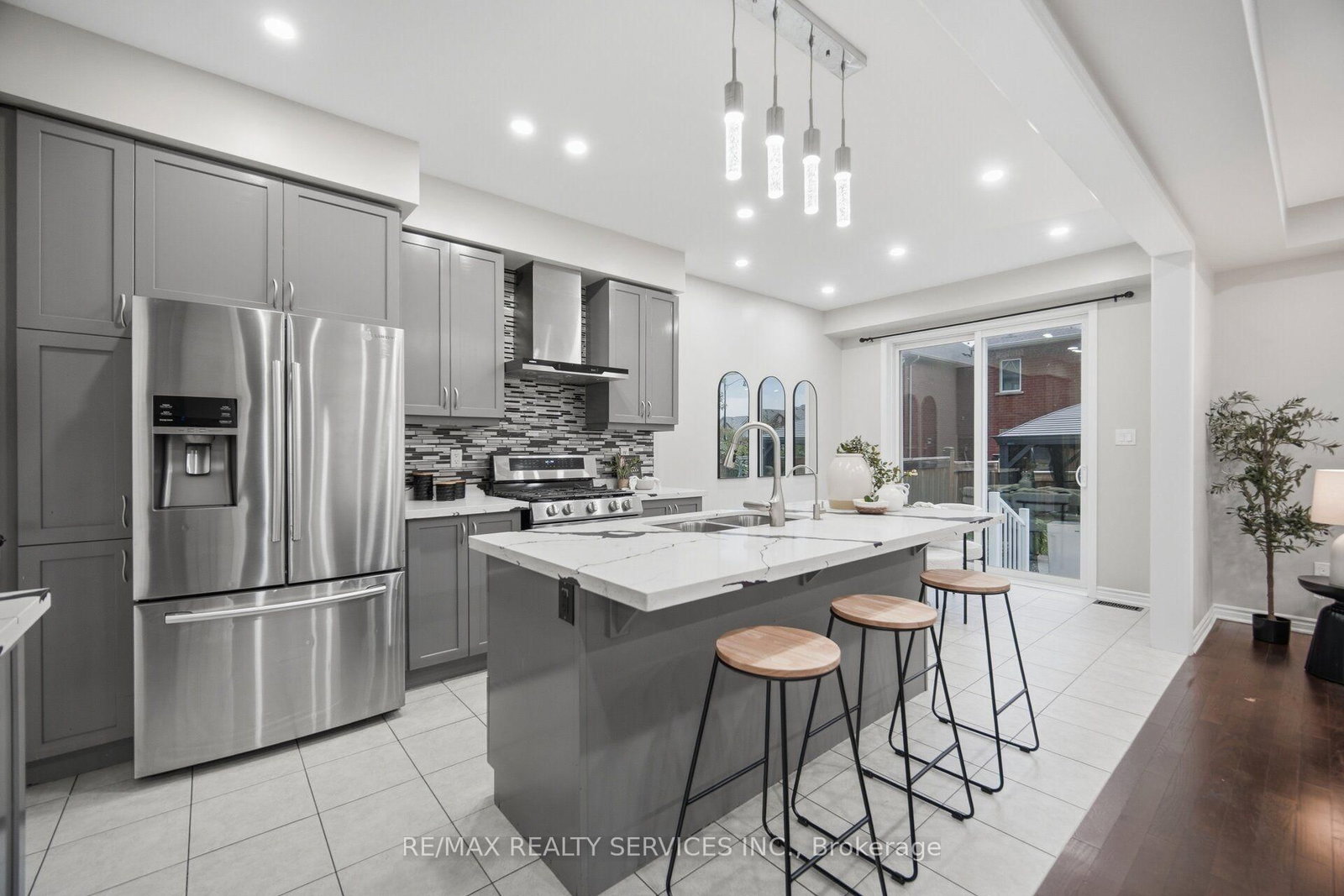 3 Fenchurch Drive • Brampton, ON photo 17