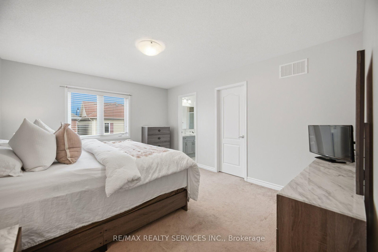 3 Fenchurch Drive • Brampton, ON photo 23