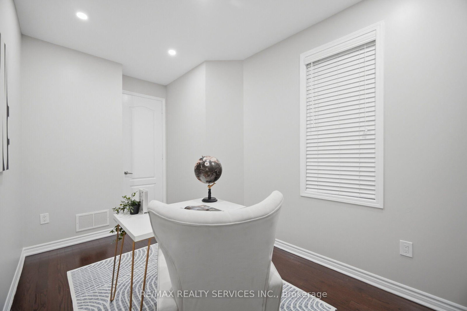 3 Fenchurch Drive • Brampton, ON photo 4