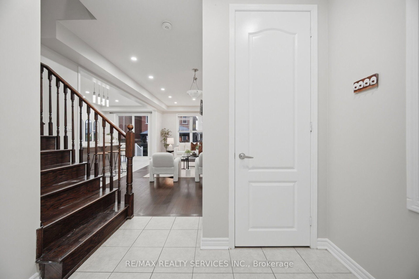 3 Fenchurch Drive • Brampton, ON photo 9