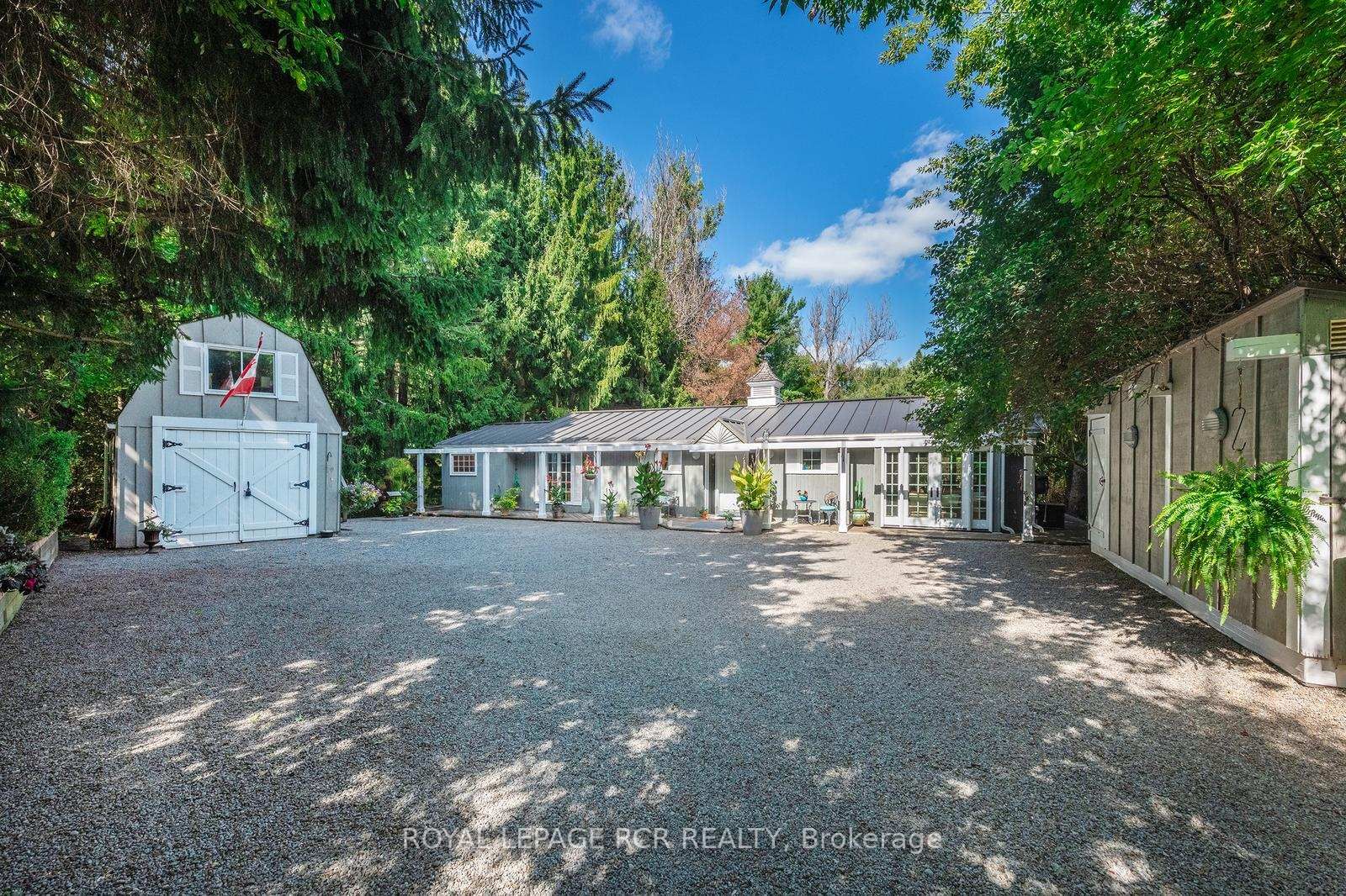 114 Kennedy Road • Caledon, ON photo 2