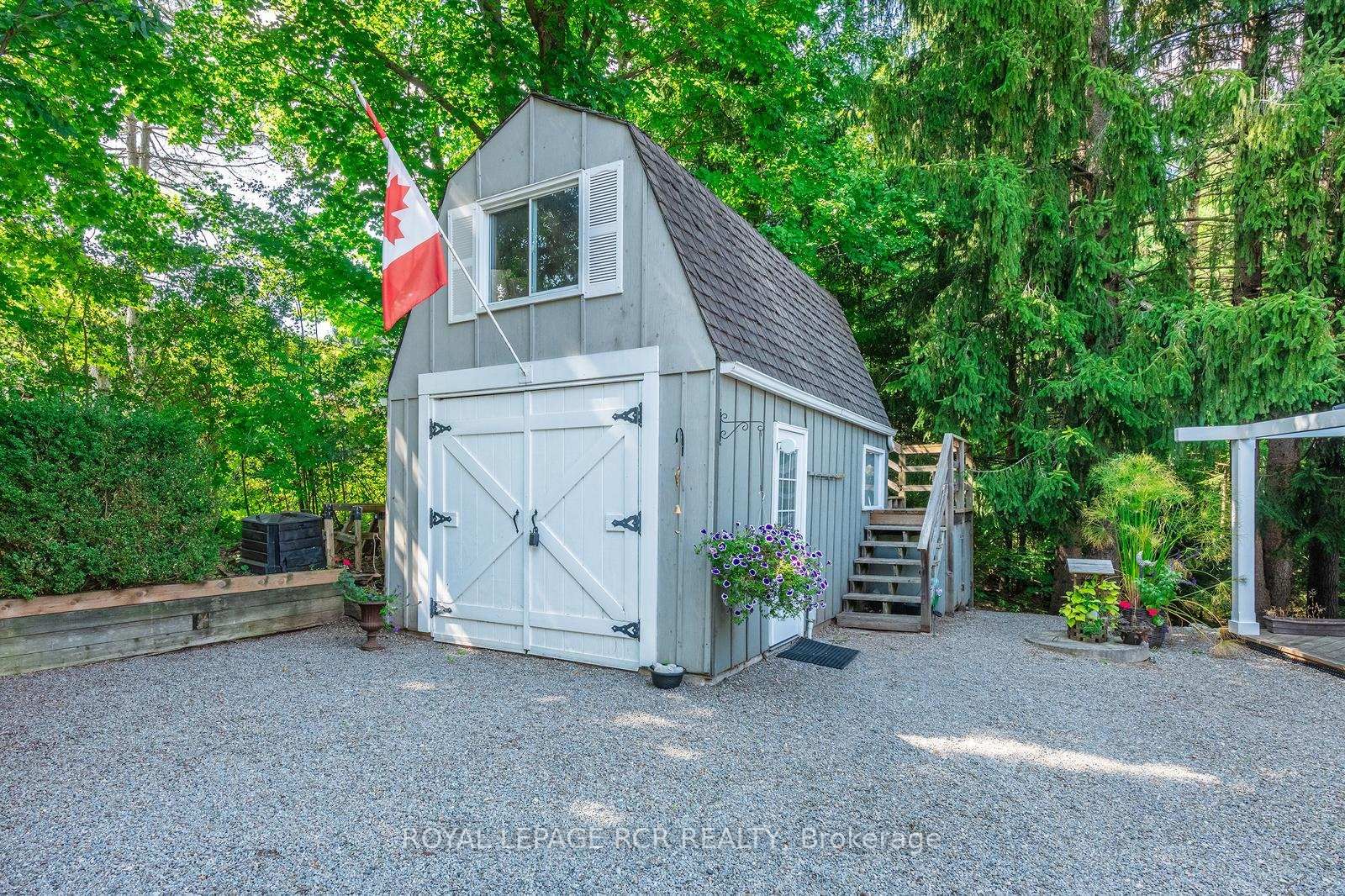 114 Kennedy Road • Caledon, ON photo 25