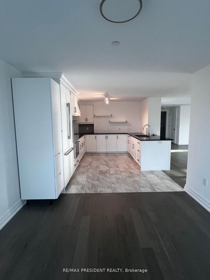 home for lease on 901A-2060 Lakeshore Road