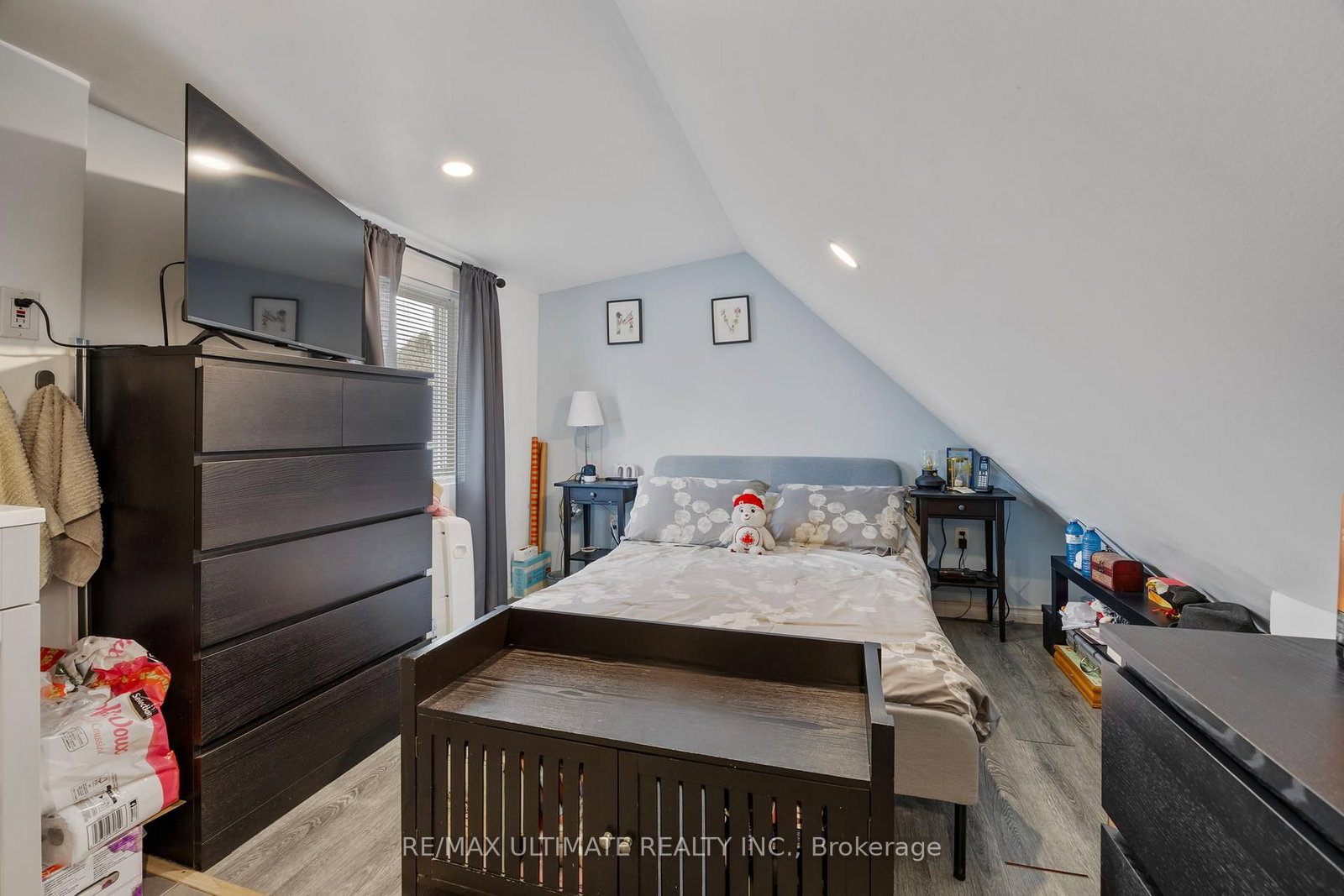 82 Beechwood Avenue • Toronto, ON photo 15