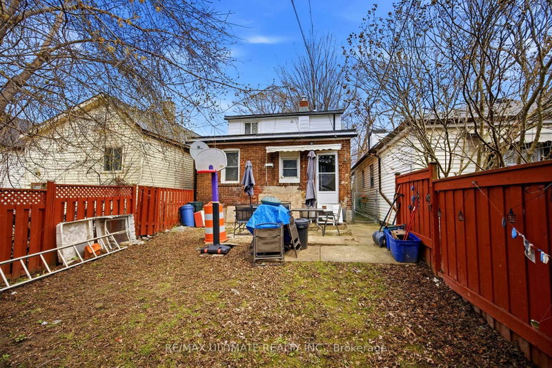 82 Beechwood Toronto,ON M6N 4T3 — Photo 24