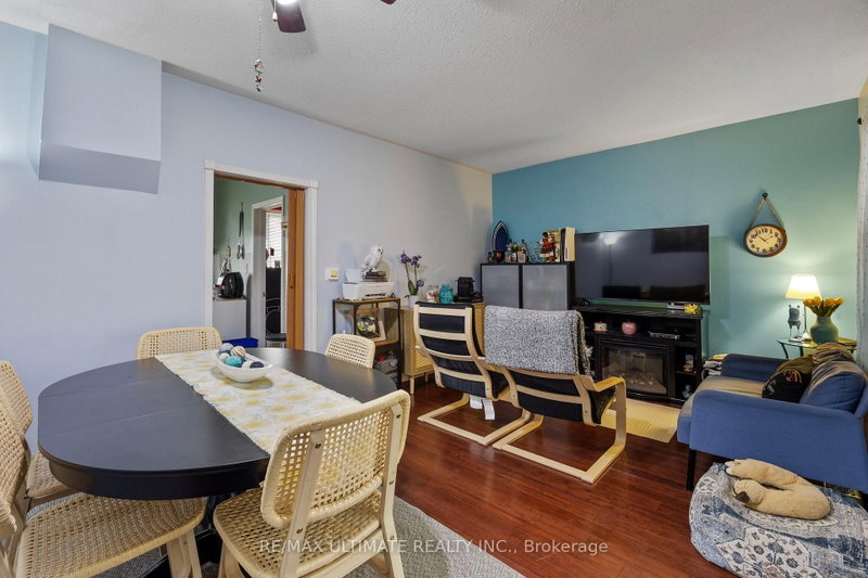 82 Beechwood Toronto,ON M6N 4T3 — Photo 6