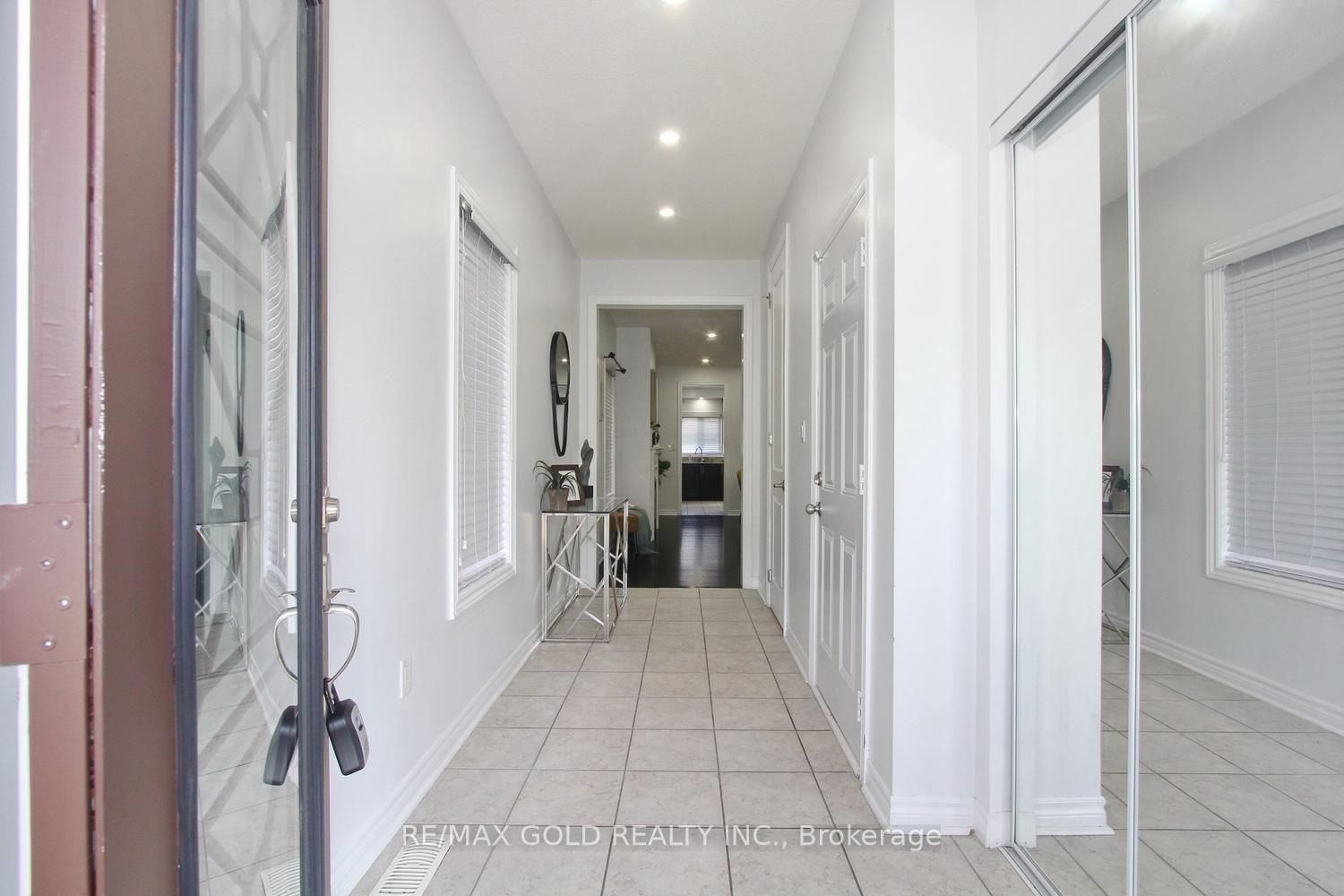 13 Walbrook Road • Brampton, ON photo 5