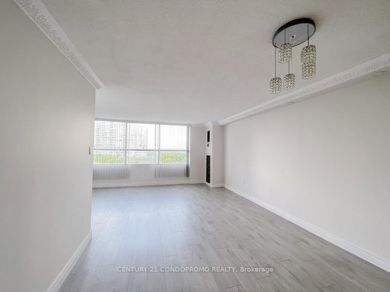 709 - 40 Panorama Court