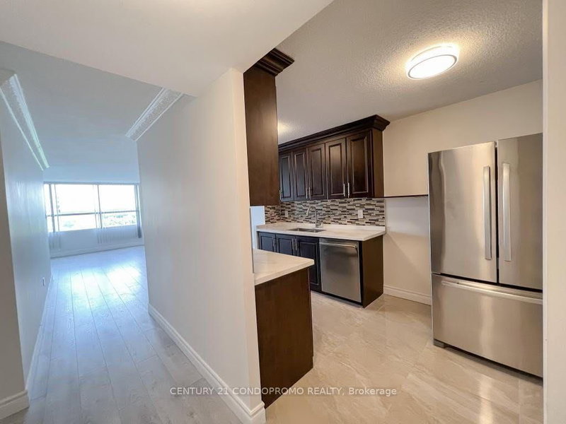 709 - 40 Panorama Court