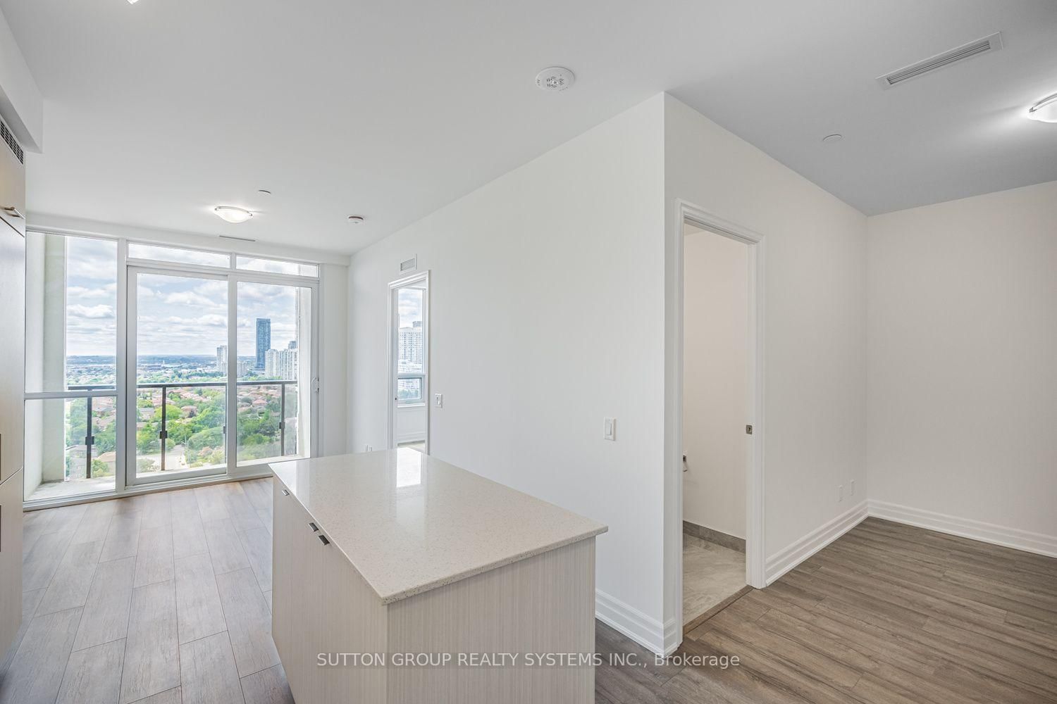 36 Elm Drive W • #2208 • Mississauga, ON photo 8
