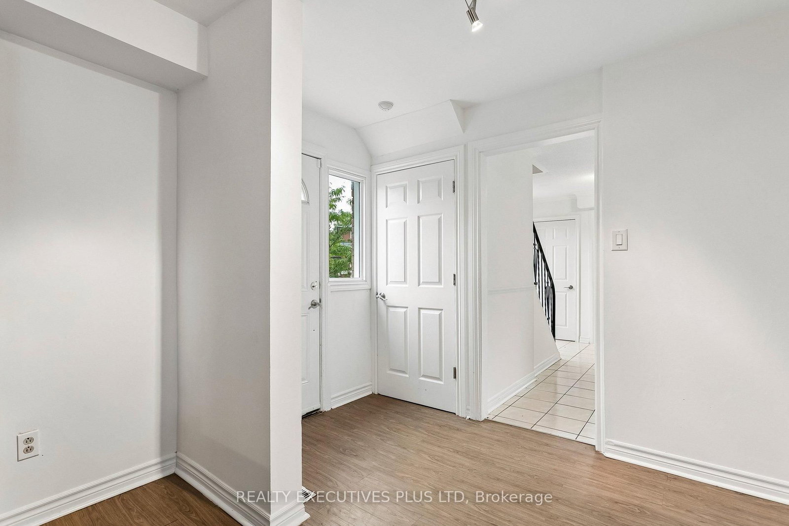 1037 Stainton Drive • Mississauga, ON photo 13