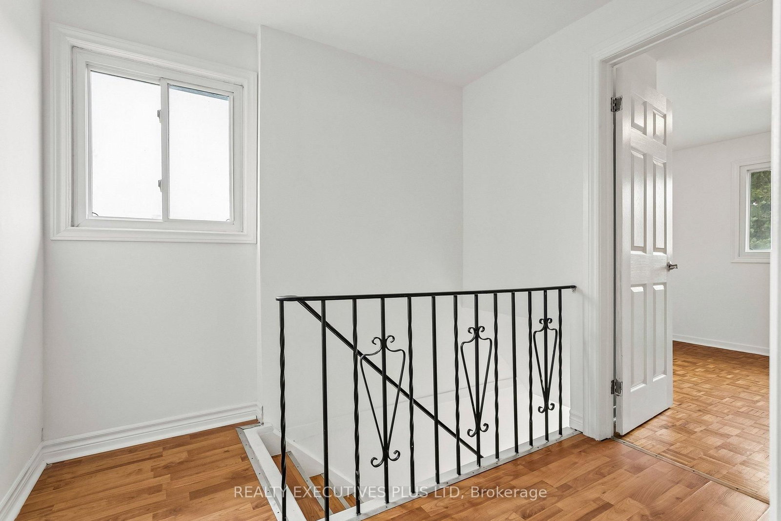 1037 Stainton Drive • Mississauga, ON photo 19
