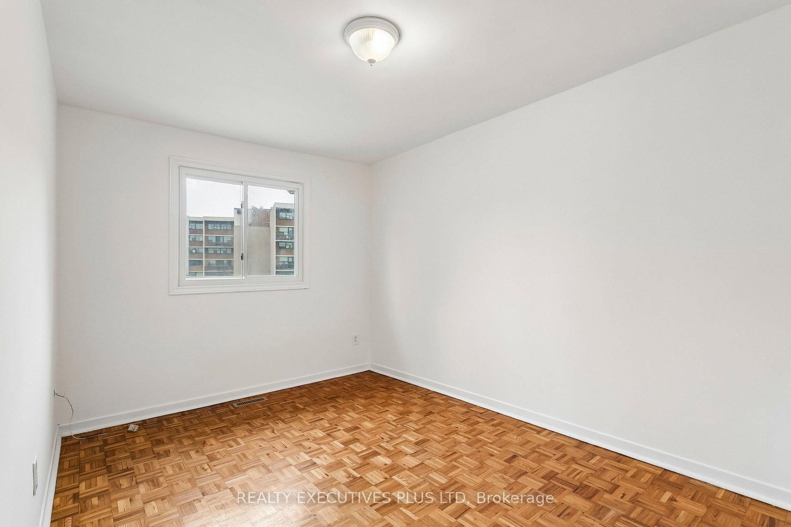 1037 Stainton Drive • Mississauga, ON photo 23