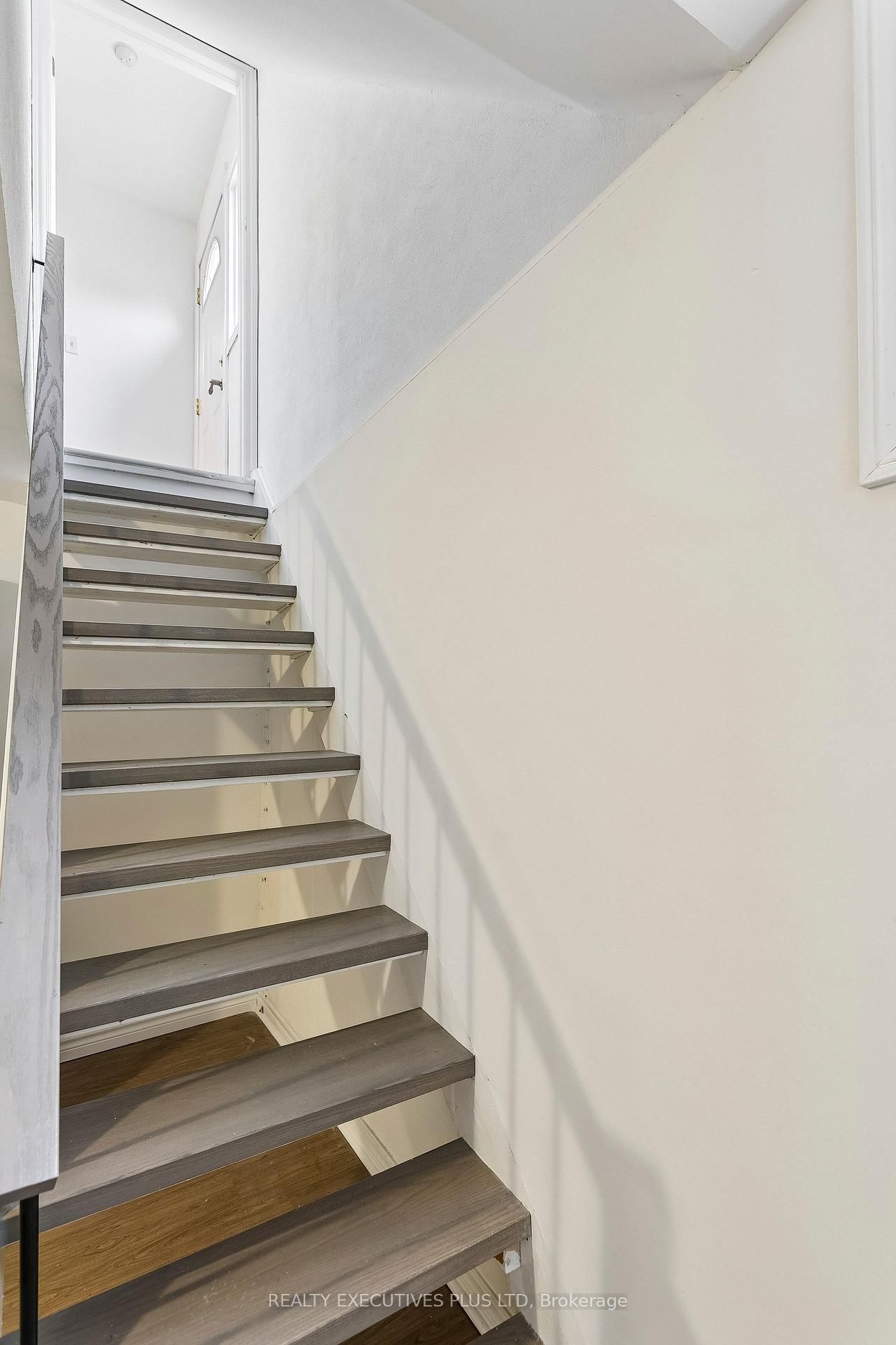 1037 Stainton Drive • Mississauga, ON photo 30