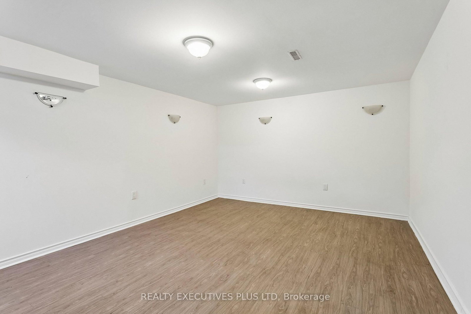 1037 Stainton Drive • Mississauga, ON photo 31