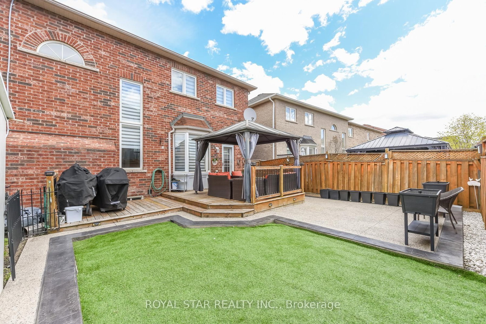 38 Robitaille Drive • Brampton, ON photo 5
