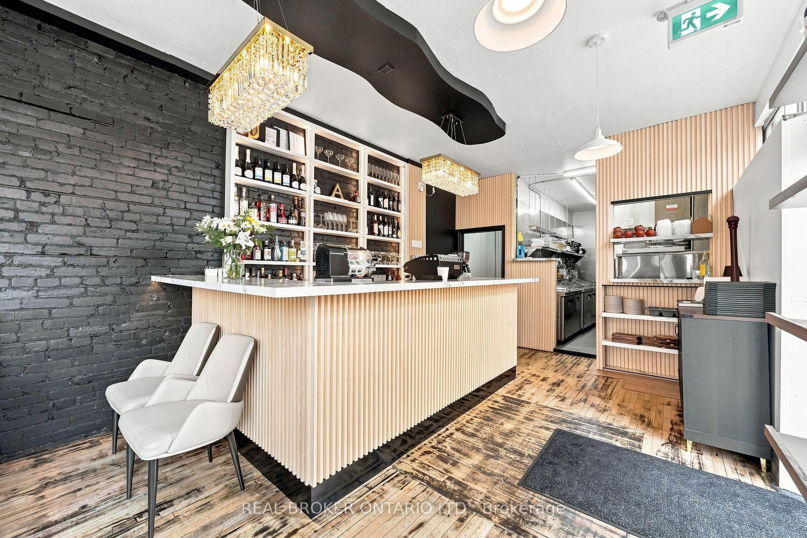 1438A Dufferin Street • Toronto, ON photo 13
