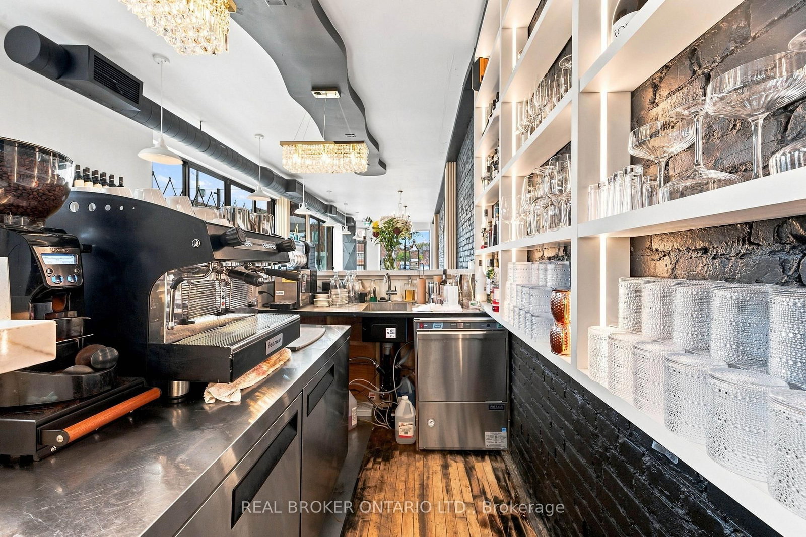 1438A Dufferin Street • Toronto, ON photo 17
