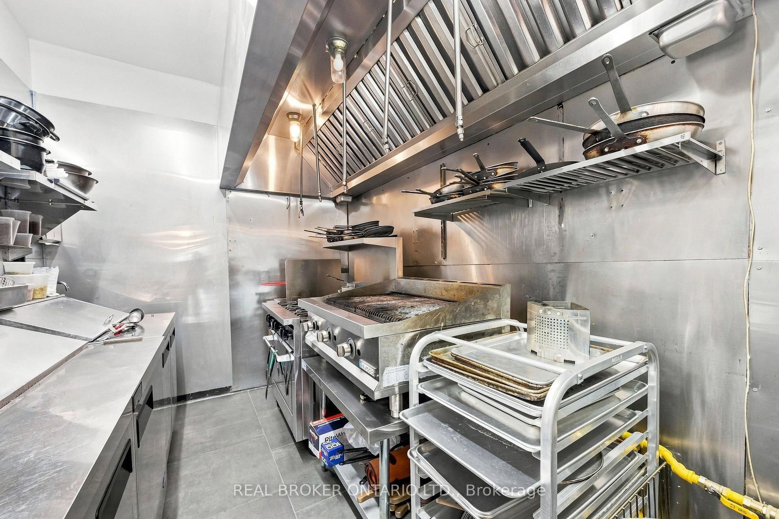 1438A Dufferin Street • Toronto, ON photo 20