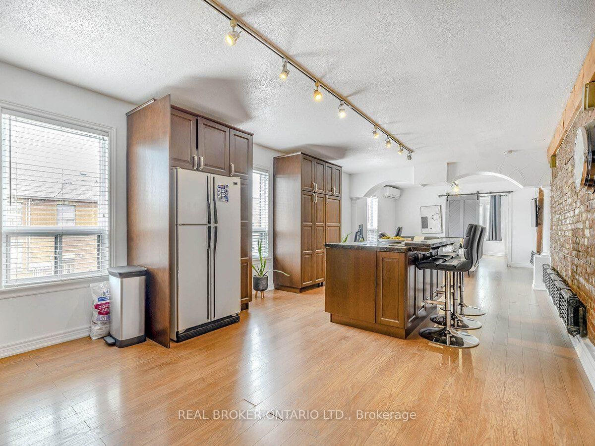 1438A Dufferin Street • Toronto, ON photo 29