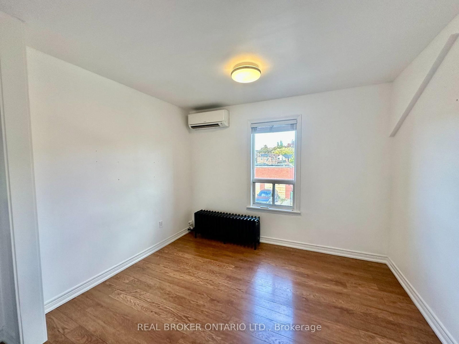1438A Dufferin Street • Toronto, ON photo 38