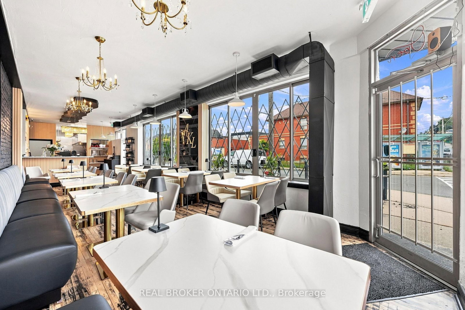 1438A Dufferin Street • Toronto, ON photo 8