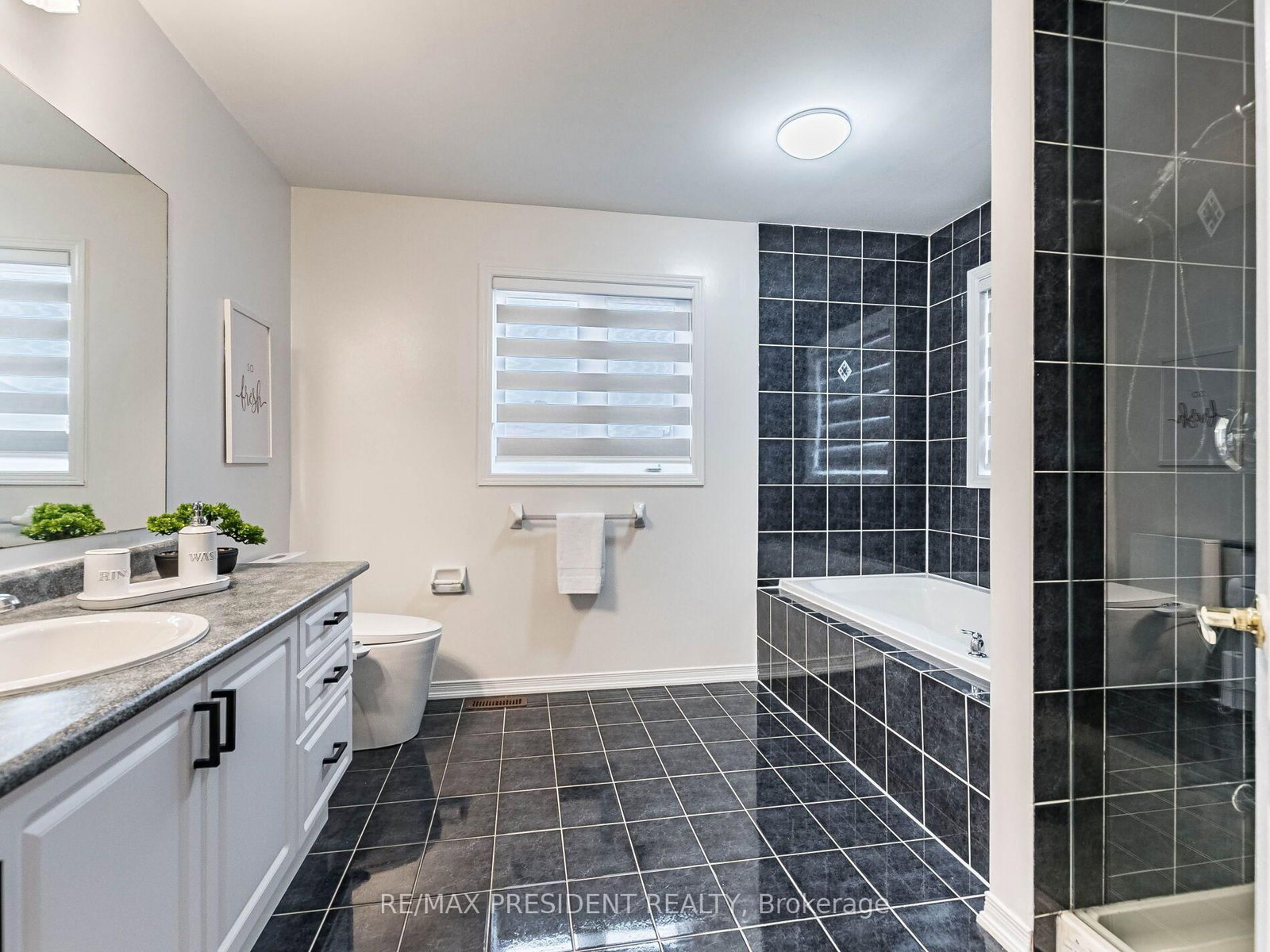 8 River Heights Drive • Brampton, ON photo 14